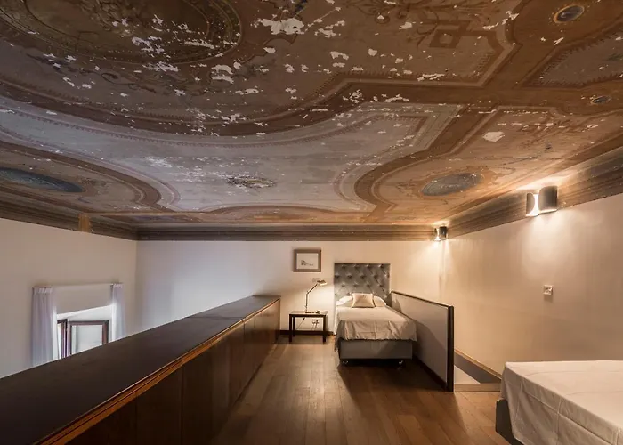 Palazzo Berardi: Renaissance Downtown Luxury * Rzym